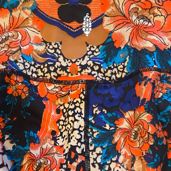 Free People Movement high rise 7/8 length floral bright colorful leggings - Picture 5 of 9